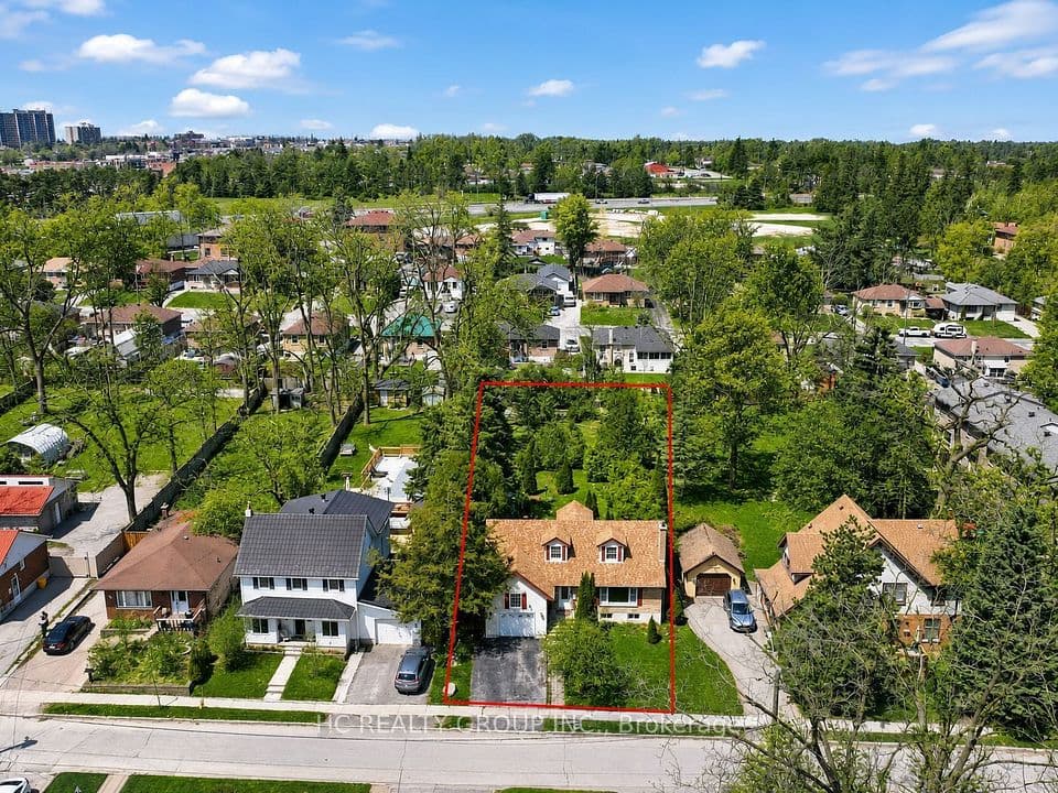 10 NORTH Street, Barrie, ON L4M 2R9 – main photo