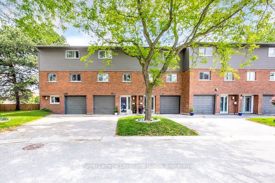 493 ONTARIO Street, Collingwood, ON L9Y 4B9 – photo 2