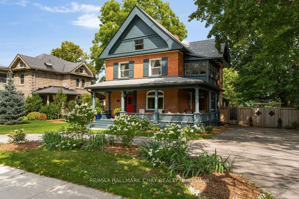 243 Mill Street, Clearview, ON L0M 1G0 – main photo