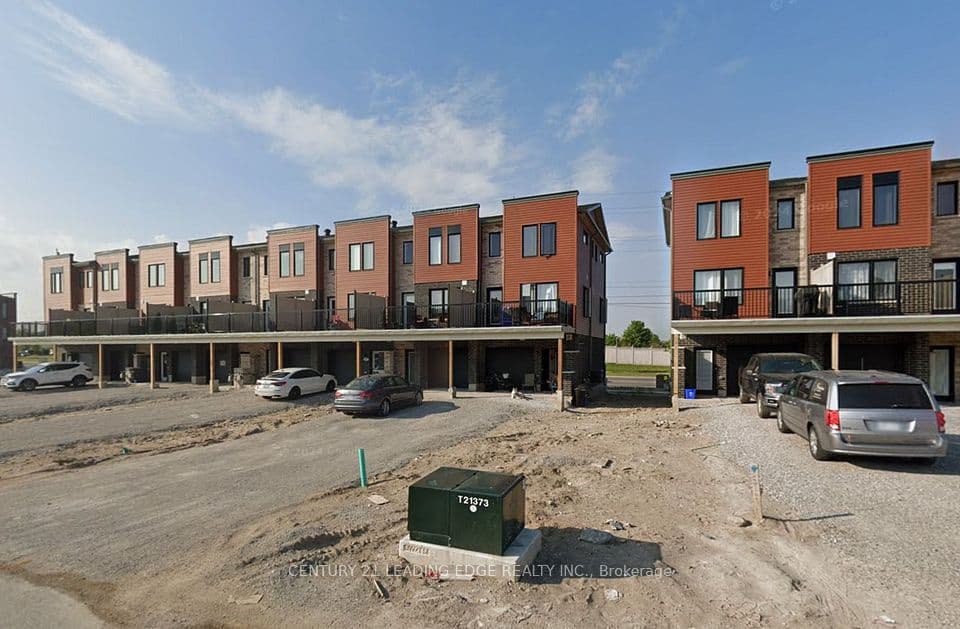 109 Fairlane Avenue S, Barrie, ON L9J 0M5 – photo 2