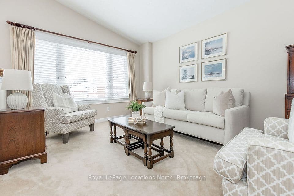 40 Fairway Crescent, Wasaga Beach, ON L9Z 1B8 – photo 3