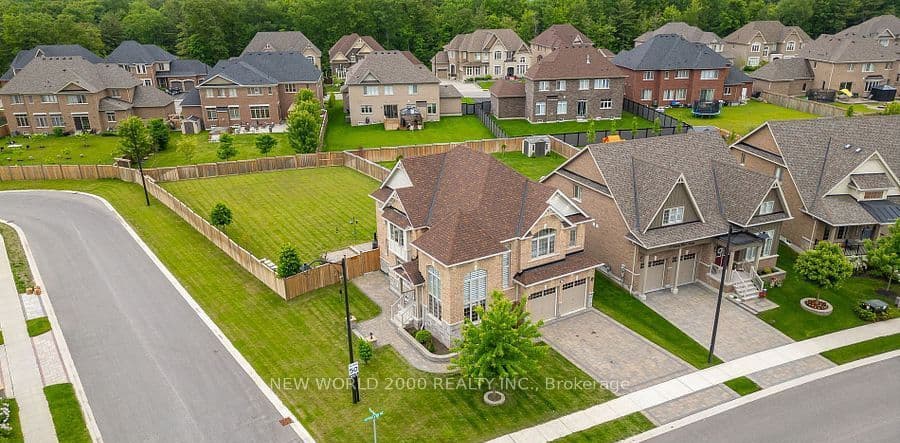 57 Victoria Wood Avenue, Springwater, ON L9X 1Z8 – photo 2