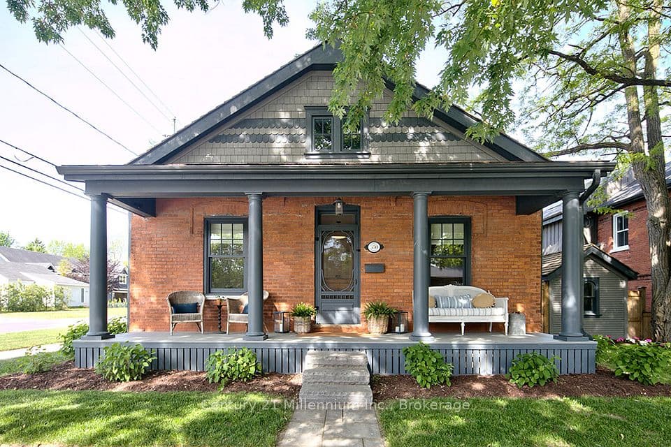 350 Birch Street, Collingwood, ON L9Y 2V7 – main photo