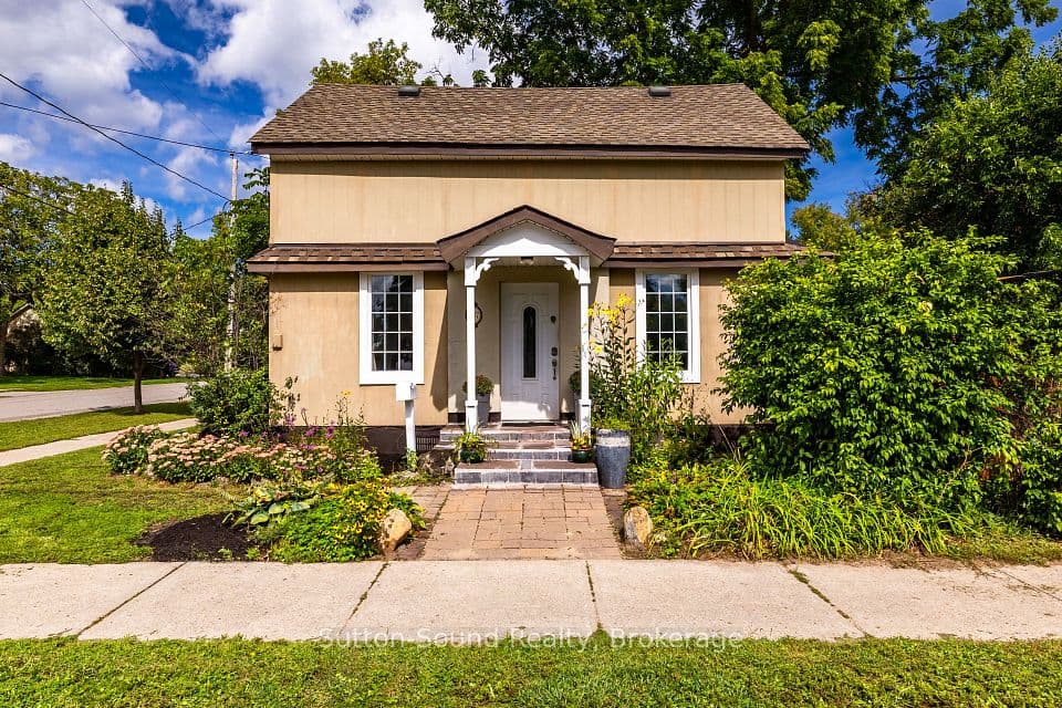 307 Fourth Street W, Collingwood, ON L9Y 3B2 – photo 2