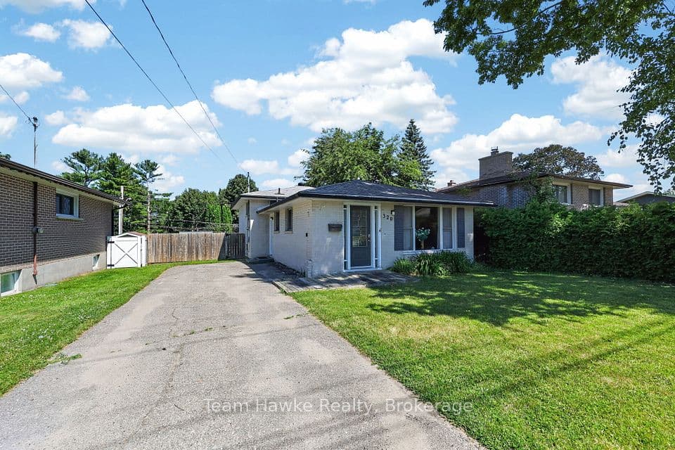 320 Scott Street, Midland, ON L4R 2N1 – photo 3
