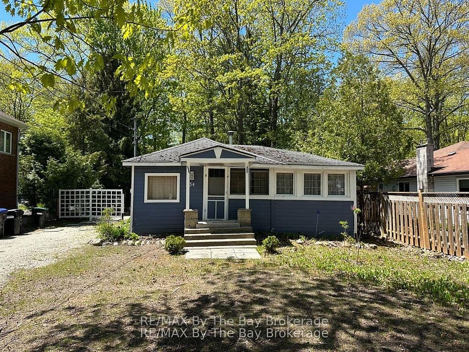 134 Sunnidale Road, Wasaga Beach, ON L9Z 2S8 – main photo