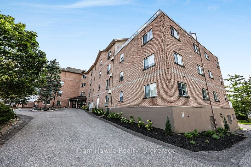 4 Beck Boulevard 306, Penetanguishene, ON L9M 2H3 – photo 2