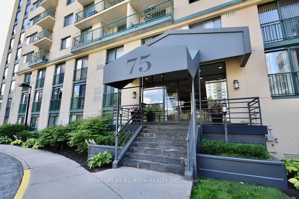 75 ELLEN Street 1102, Barrie, ON L4N 7R6 – main photo