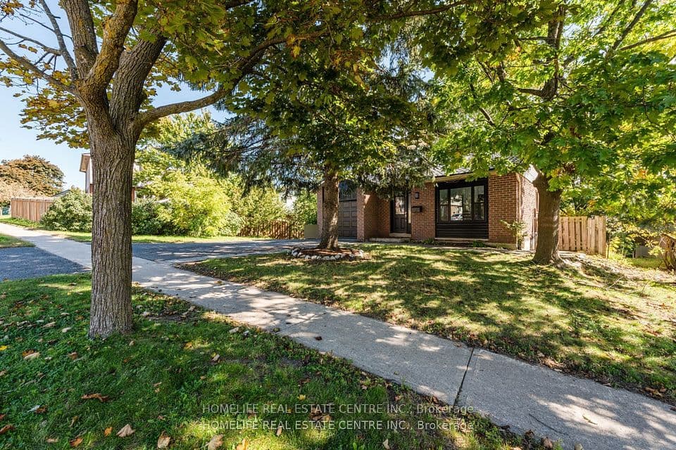 79 Fox Run, Barrie, ON L4N 5L6 – photo 3