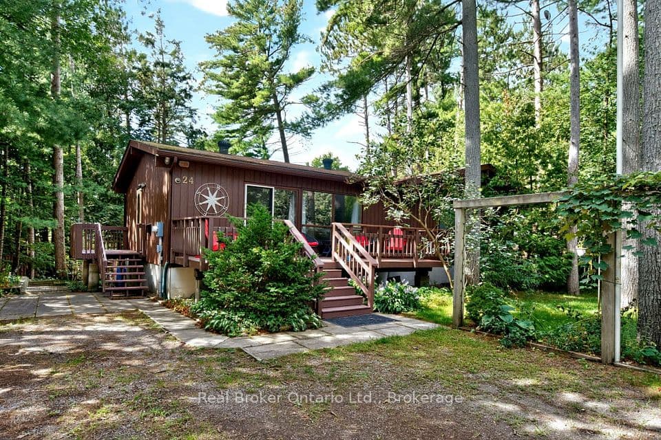 24 Fernanne Drive, Tiny, ON L0L 2J0 – main photo
