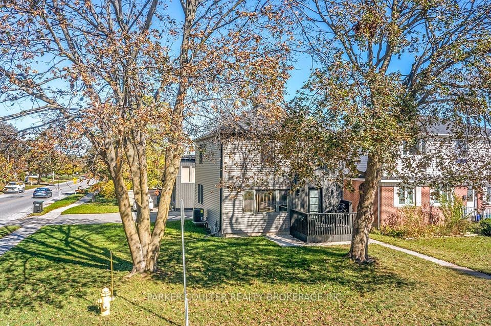 71 Newton Street, Barrie, ON L4M 2T2 – photo 2
