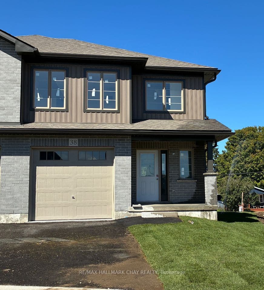38 Strath Crescent, Springwater, ON L0L 1P0 – main photo