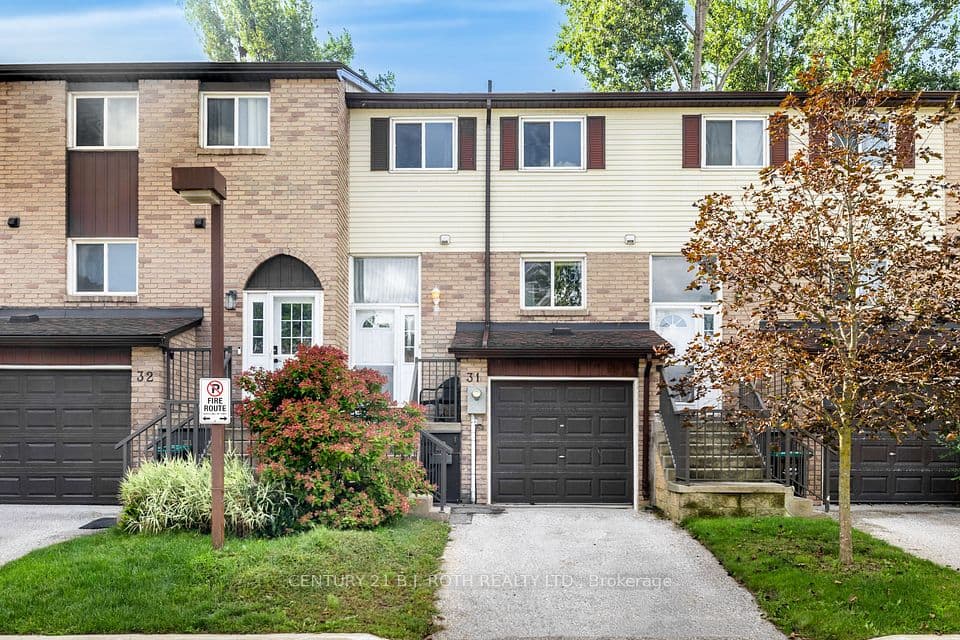 52 Adelaide Street 31, Barrie, ON L4N 3T5 – main photo
