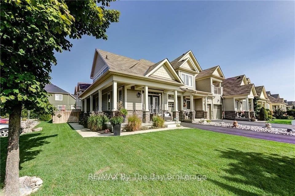 300 STONEBRIDGE Boulevard, Wasaga Beach, ON L9Z 0E7 – main photo