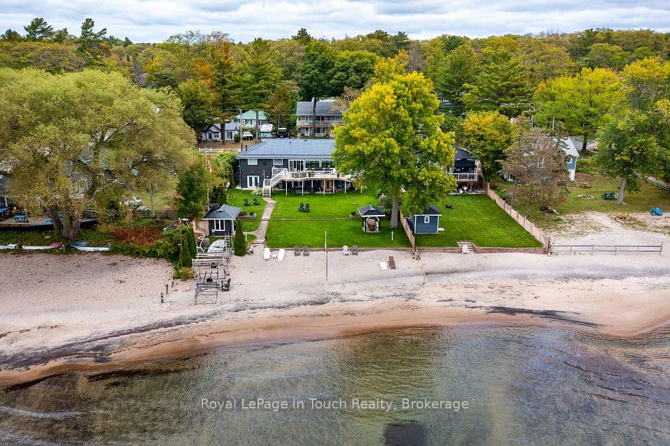 8 TINY BEACHES Road S, Tiny, ON L0L 2J0 – main photo