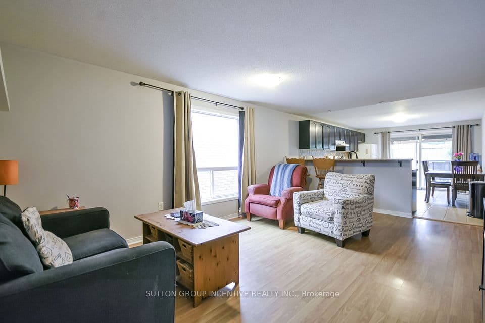 22 Peregrine Road, Barrie, ON L4M 6P9 – photo 3