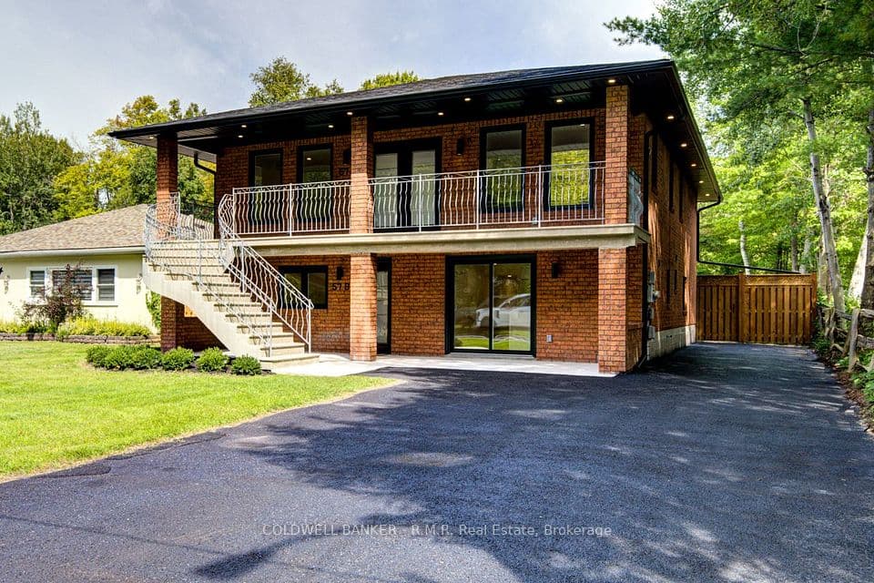 57 38th Street N, Wasaga Beach, ON L9Z 2B5 – main photo