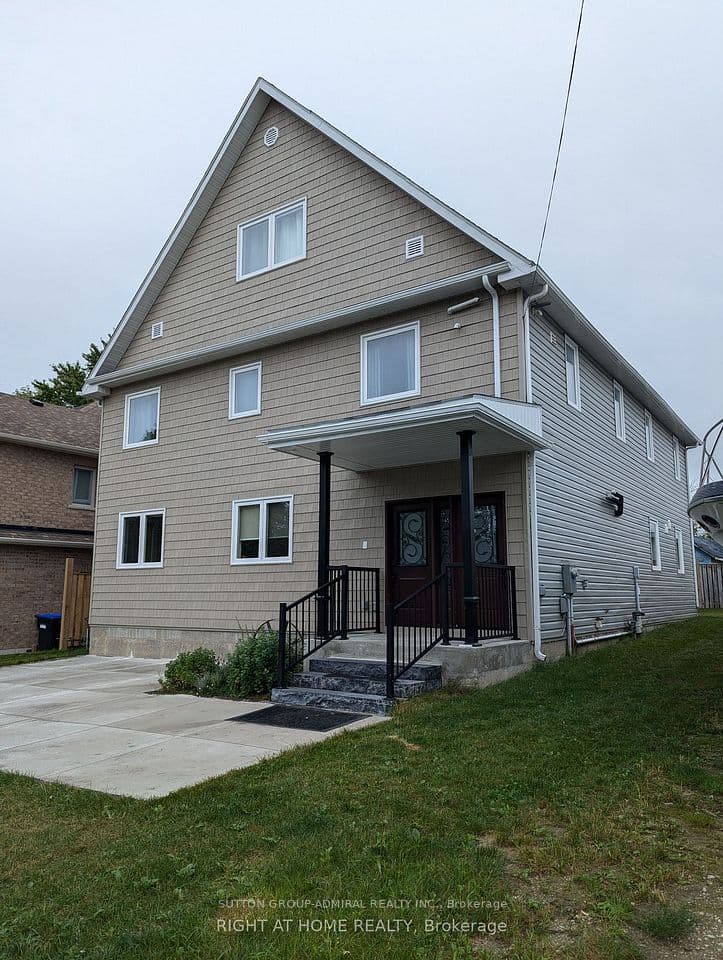 17 Middlebrook Road, Wasaga Beach, ON L9Z 2Y6 – main photo