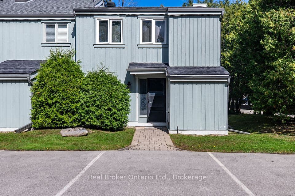 127 Fairway Crescent 31, Collingwood, ON L9Y 5B4 – photo 2