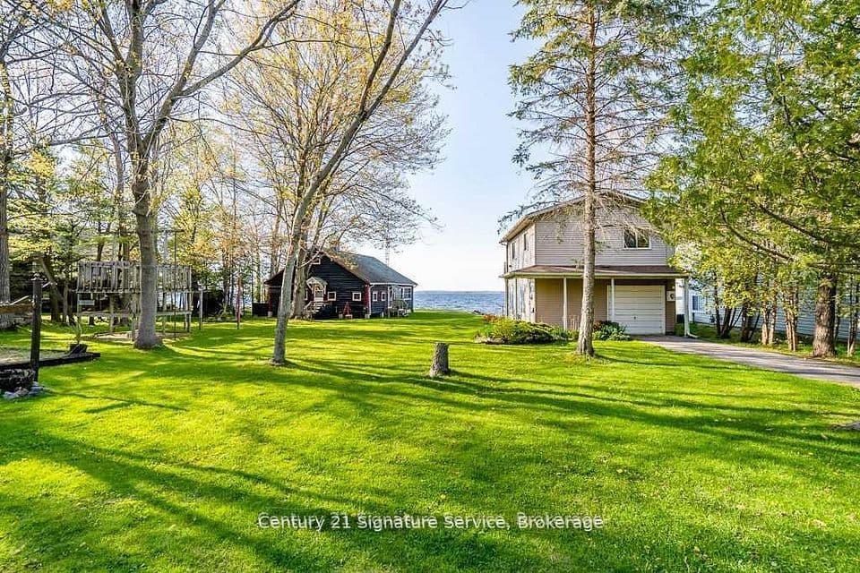 264 Robins Point Road, Tay, ON L0K 2A0 – main photo
