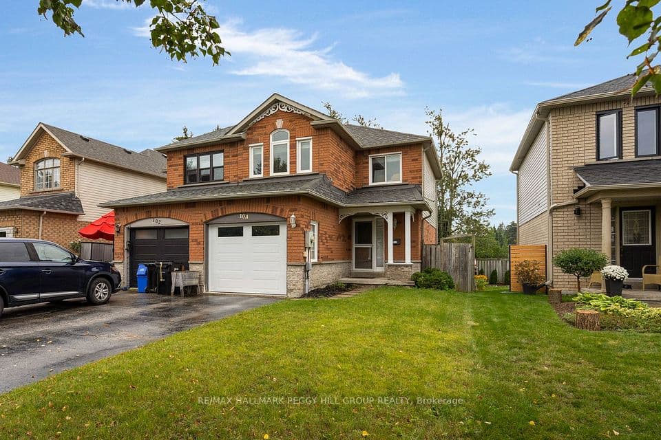 104 Leslie Avenue, Barrie, ON L4N 9P4 – main photo