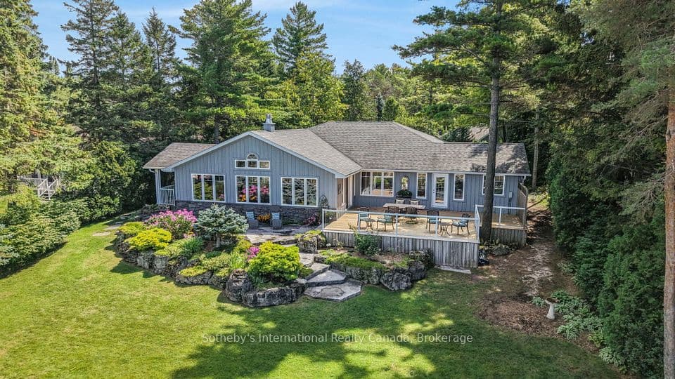 1036 River Road E, Wasaga Beach, ON L9Z 2P7 – main photo