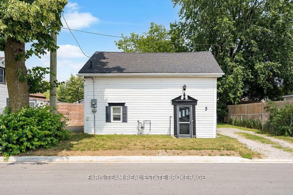 5 Robert Street, Barrie, ON L4N 3H2 – photo 2