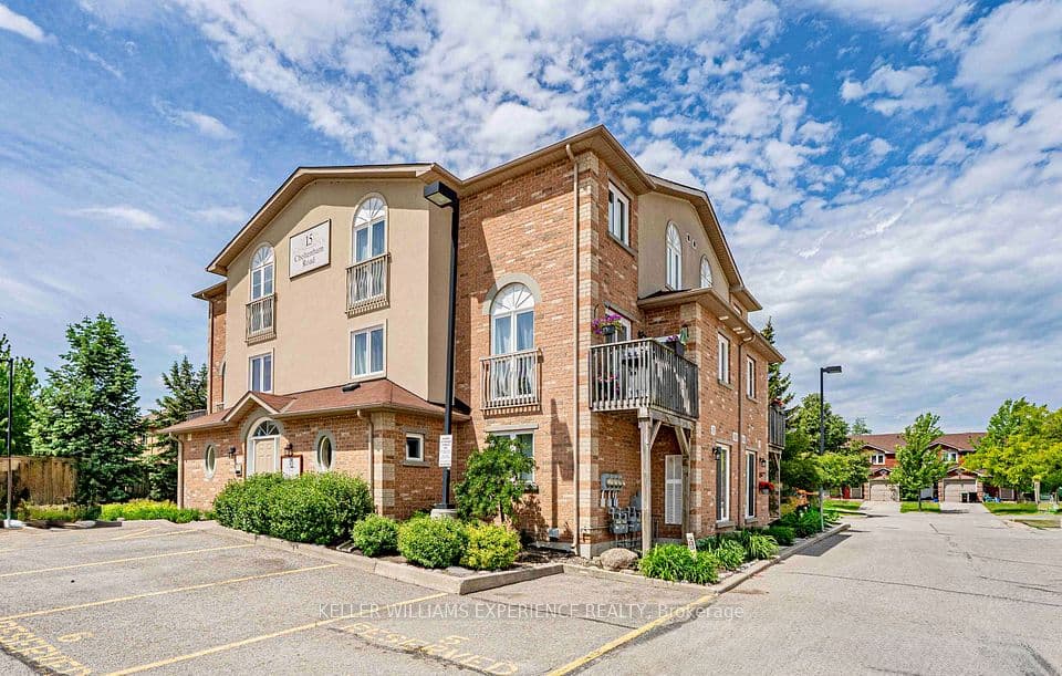 15 Cheltenham Road 8, Barrie, ON L4M 0E7 – main photo