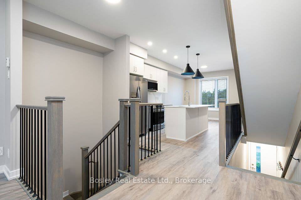 56 Winters Crescent, Collingwood, ON L9Y 5H8 – photo 3