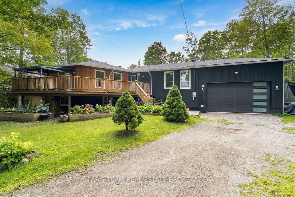 8 Joliet Crescent, Tiny, ON L9M 1R2 – photo 2