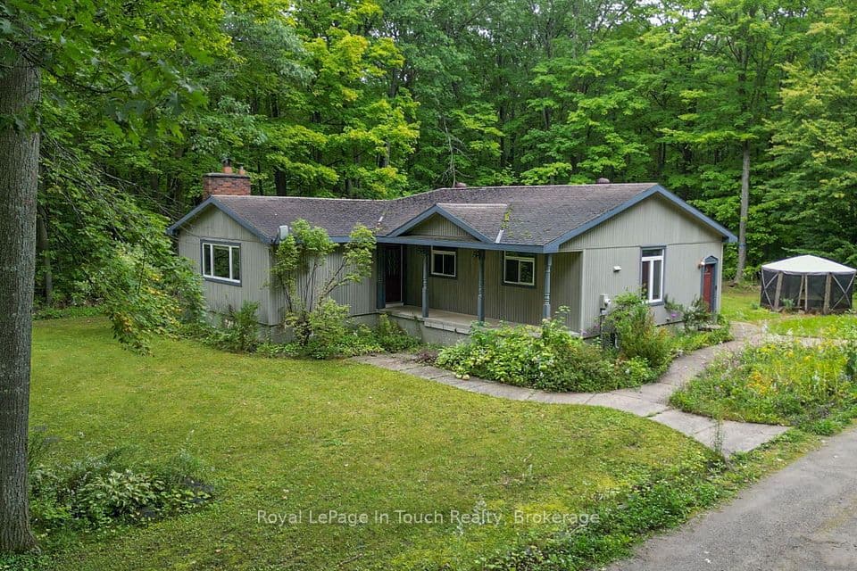 1749 Gratrix Road, Tay, ON L0K 2C0 – main photo