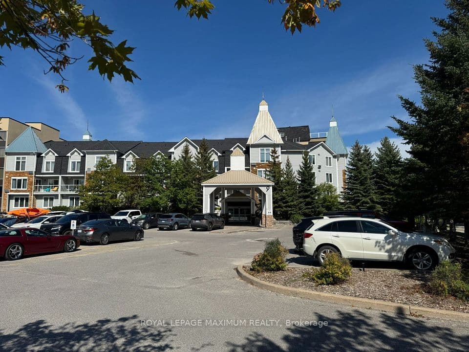 9 Harbour Street 6112/6114, Collingwood, ON L9Y 5B5 – main photo