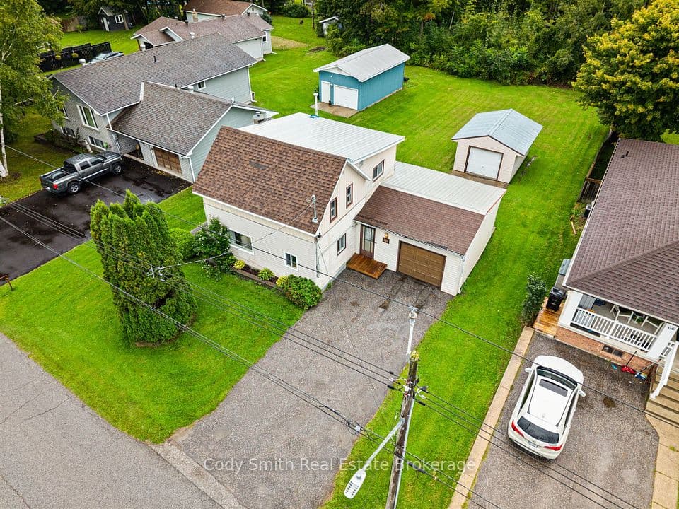 62 Osborne Street, Tay, ON L0K 2A0 – main photo