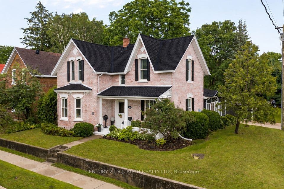 90 Cumberland Street, Barrie, ON L4N 2P7 – main photo