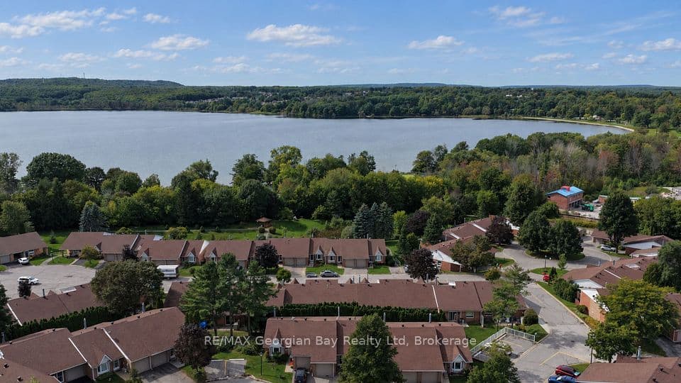 696 KING Street 56, Midland, ON L4R 5B6 – photo 2