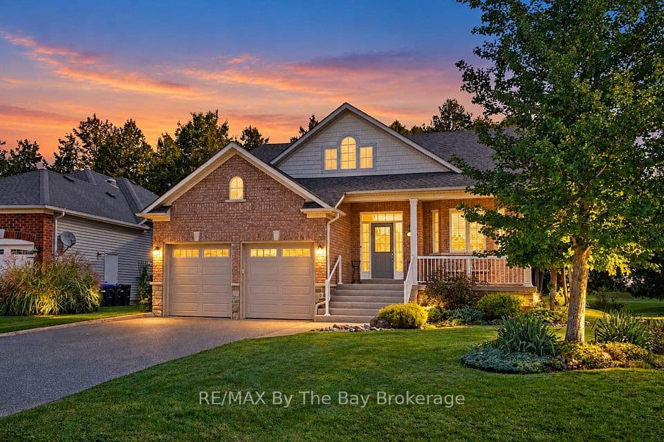 17 Marlwood Avenue, Wasaga Beach, ON L9Z 1S9 – main photo
