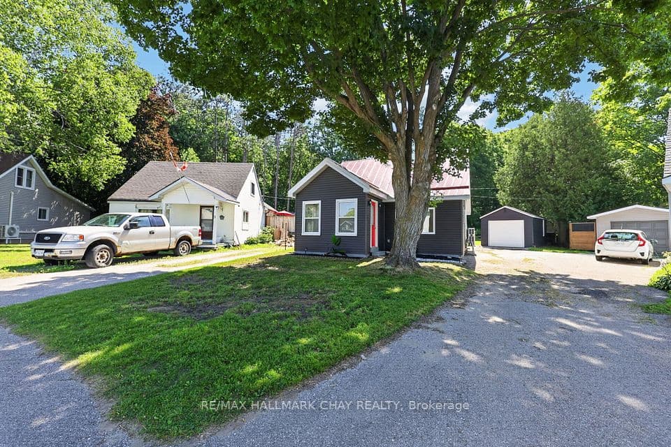 7 Victory Crescent, Penetanguishene, ON L9M 1B6 – photo 3