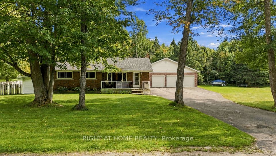 1013 Tay Point Road, Penetanguishene, ON L9M 2C6 – main photo