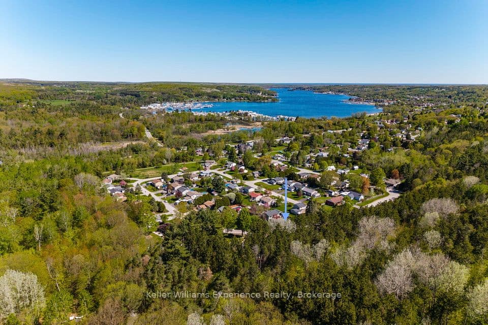 53 Therrien Court, Penetanguishene, ON L9M 1P6 – photo 2