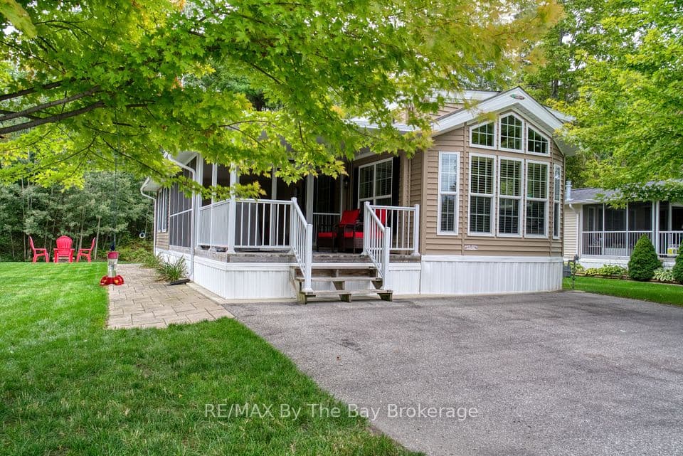 107 MADAWASKA Trail, Wasaga Beach, ON L9Z 1X7 – main photo