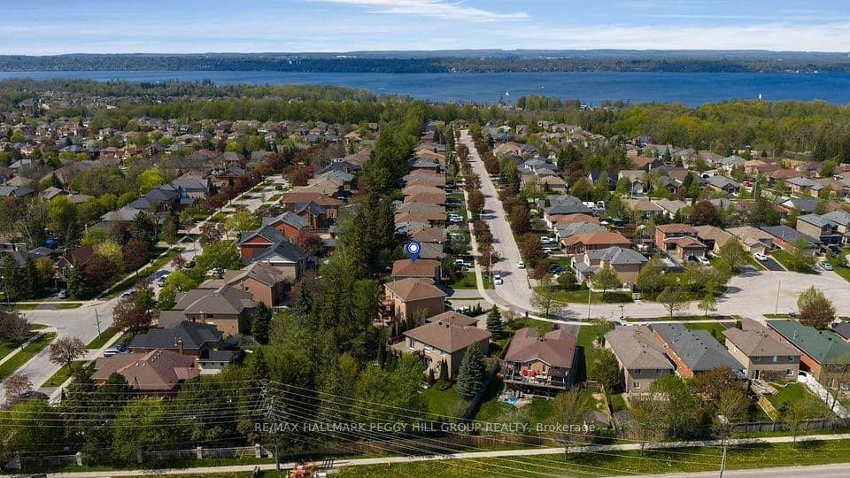 42 Kell Place, Barrie, ON L4N 9K5 – photo 2