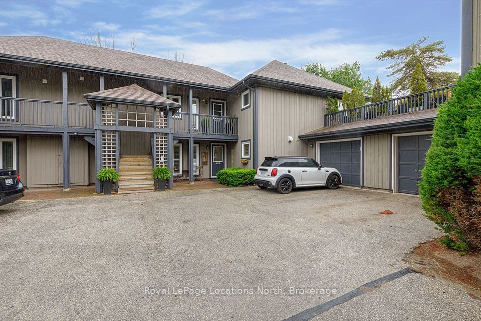 423 Mariners Way, Collingwood, ON L9Y 5C7 – main photo