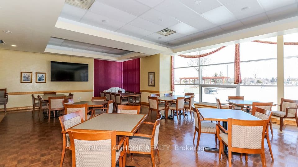 90 Dean Avenue 417, Barrie, ON L4N 0M3 – photo 3