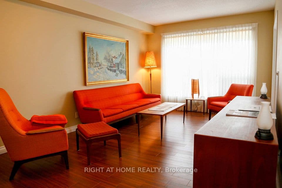90 Dean Avenue 507, Barrie, ON L4N 0M3 – main photo