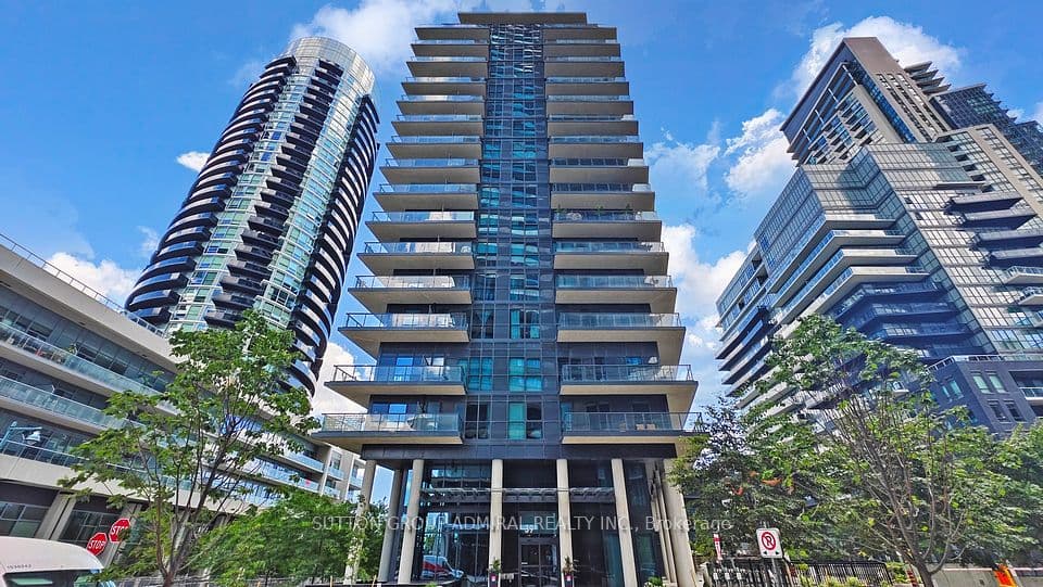 39 Annie Craig Drive Th 104, Toronto, ON M8V 0C5 – main photo