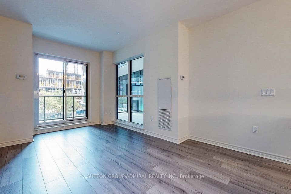 39 Annie Craig Drive 221, Toronto, ON M8V 0H1 – photo 2