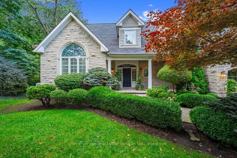 235 LAKEWOOD Drive, Oakville, ON L6K 1B3 – photo 3