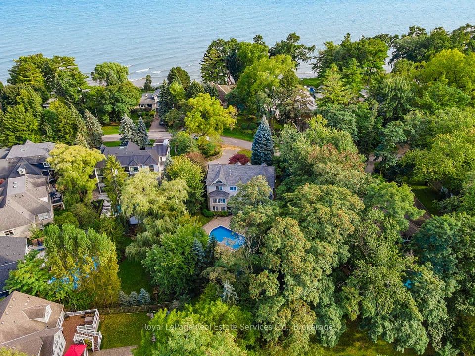 235 LAKEWOOD Drive, Oakville, ON L6K 1B3 – main photo