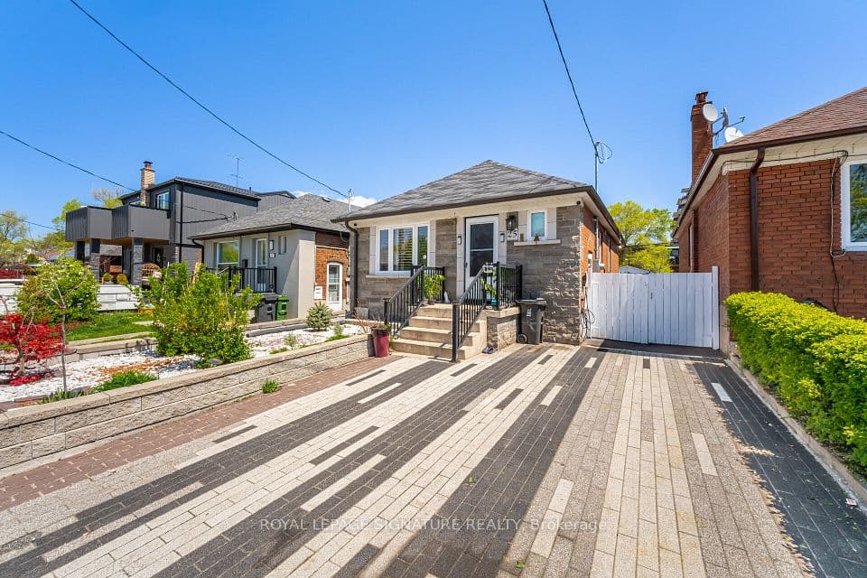 25 Handel Street, Toronto, ON M6N 4G2 – photo 3