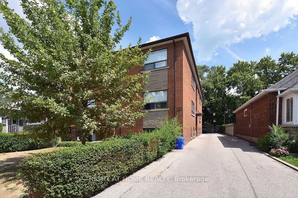 121 Fourth Street, Toronto, ON M8V 2Y6 – photo 2
